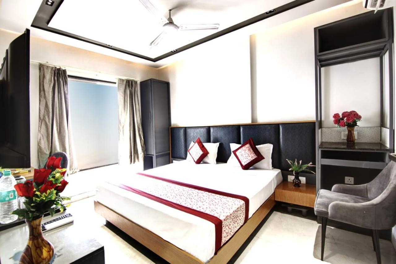 Hotel Almora Sky Near By Delhi International Airport With - Free Airport Pickup And Drop New Delhi Exterior foto