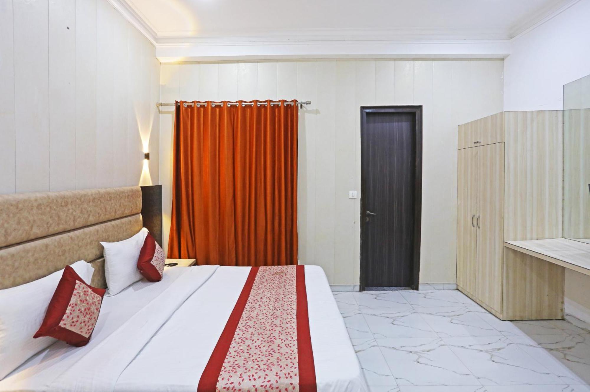 Hotel Almora Sky Near By Delhi International Airport With - Free Airport Pickup And Drop New Delhi Exterior foto
