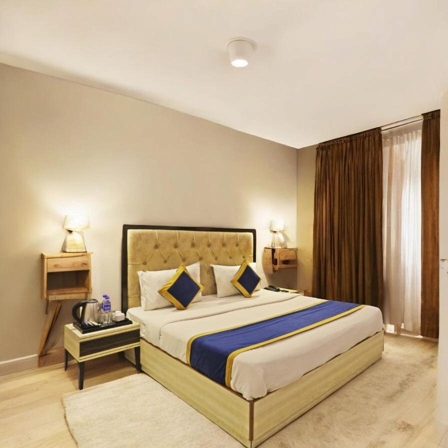 Hotel Almora Sky Near By Delhi International Airport With - Free Airport Pickup And Drop New Delhi Exterior foto